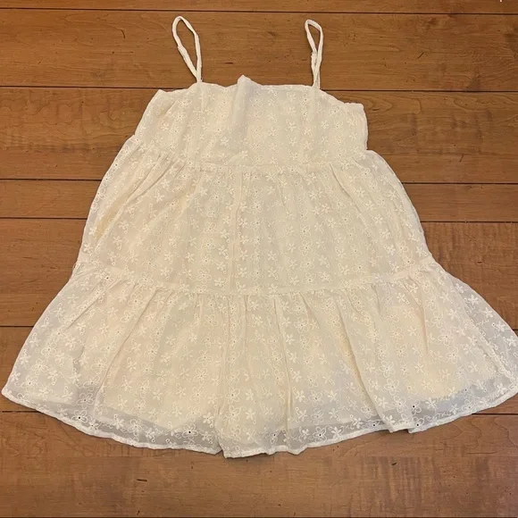 NWT Storia romper cream off white size small - Picture 2 of 6